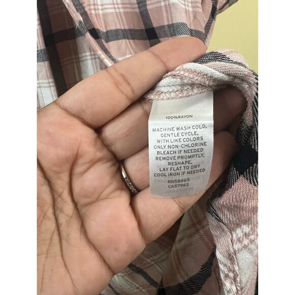 Nordstrom Rack Pink and Grey Striped Button Down Top Size XL - Picture 3 of 4